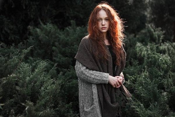 Quels sont les accessoires indispensables pour compléter votre look automne-hiver ?